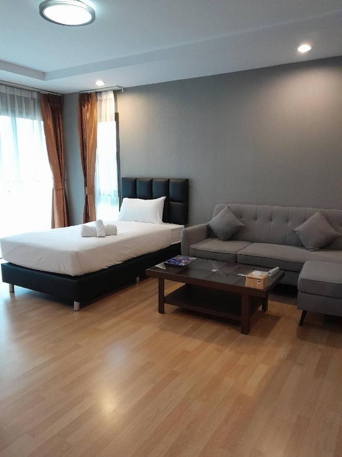 ไอยรา อยุธยา The Aiyara Ayutthaya Aparthotel Buitenkant foto